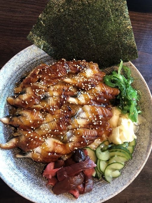 Star Sushi & Bar by null