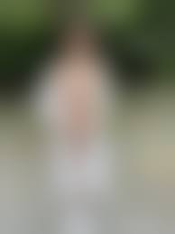 野外全裸妻|全裸野外露出のパイパン妻 (1/5) - イルカ＆ミサキ | 素人投稿アルバム