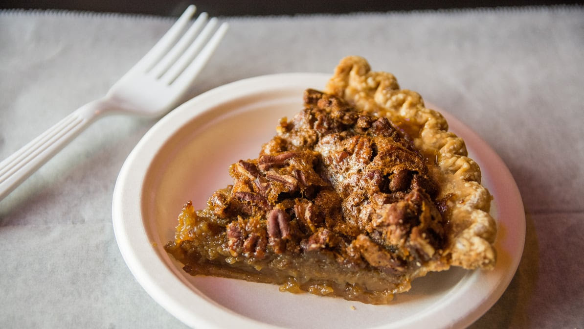 Gus's World Famous Fried Chicken by null