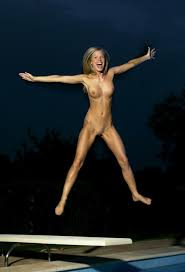 Free diving pov nudist blonde takes it deep jpg x Nude diving