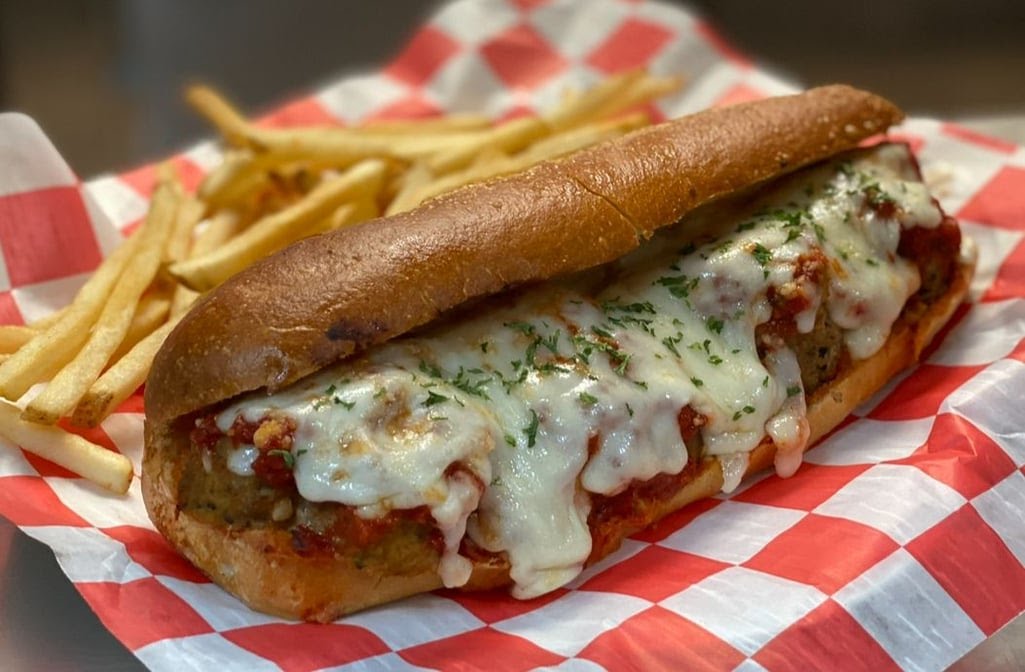 Mineo's Pizza & Wings by null