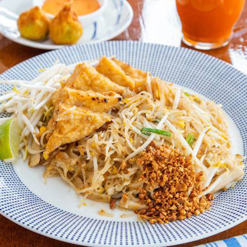 Mae Asian Eatery by null