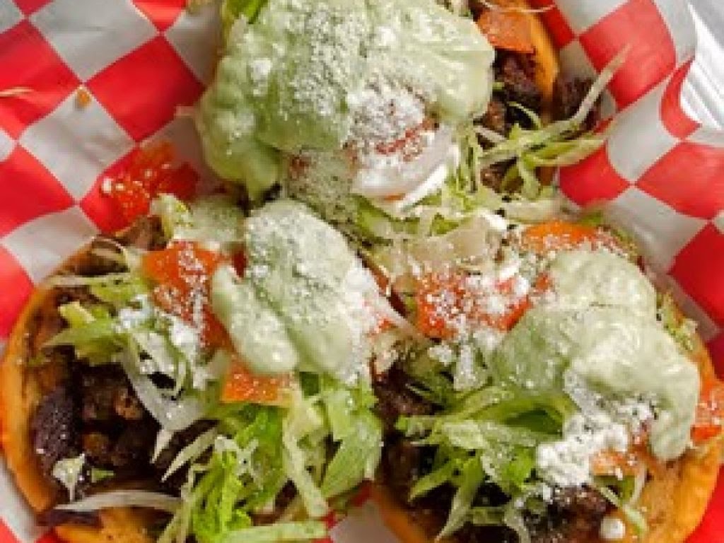 Tacos Los Hermanos by null