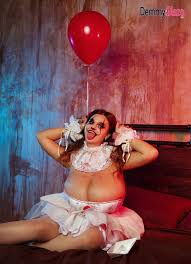 Pennywise caught and fucked her in rough way png x Sexy pennywise costume