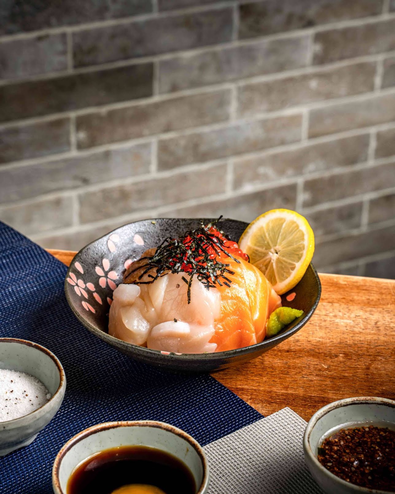 Manzoku Izakaya by null
