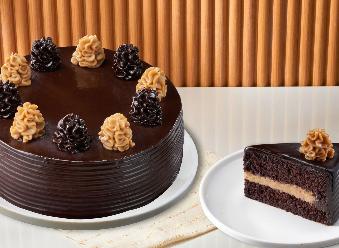 The Aristocrat Bakeshop - Roxas Blvd, Manila by null