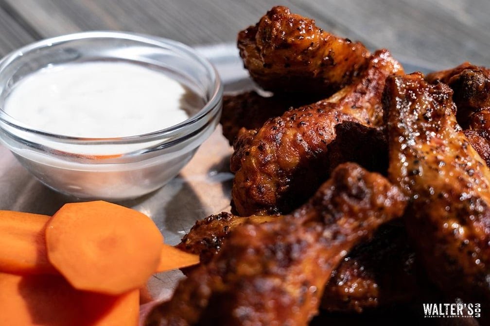 Walter's 303 Pizzeria & Publik House by null