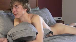 Gay twink porn young teen gay bitchboy horny boy fuck jpg x Young twink