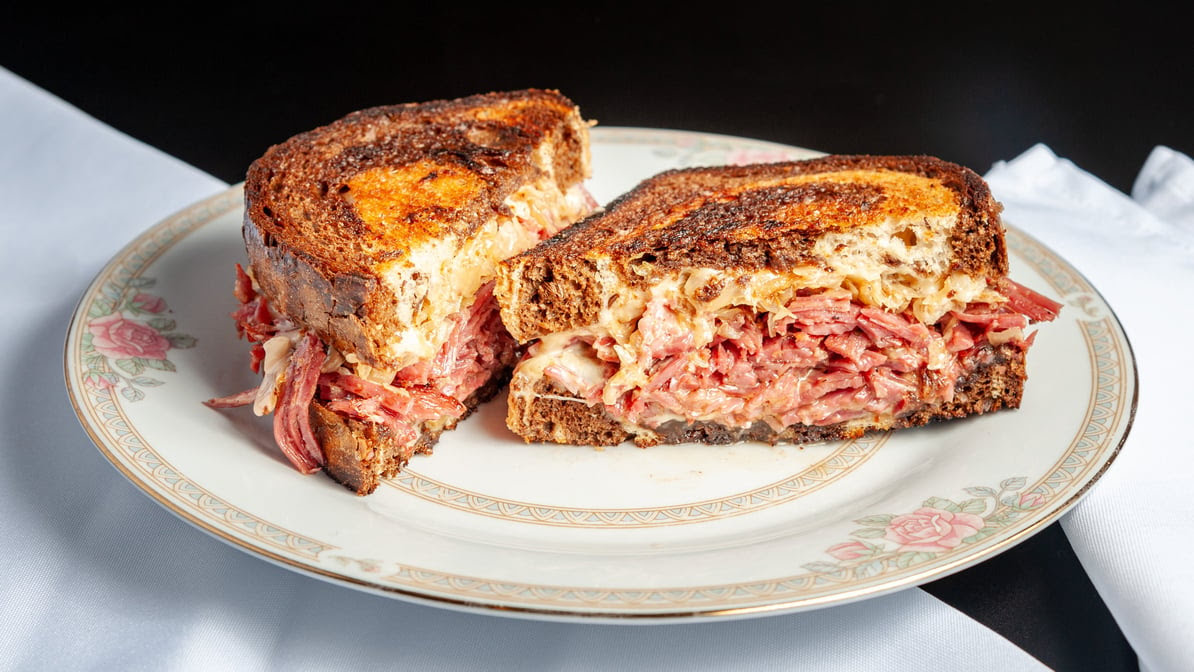 Drake's Bistro by null