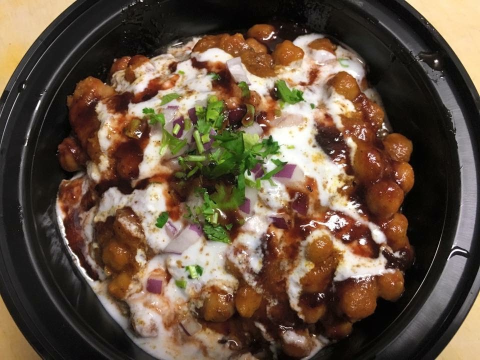 Momo N Curry by null