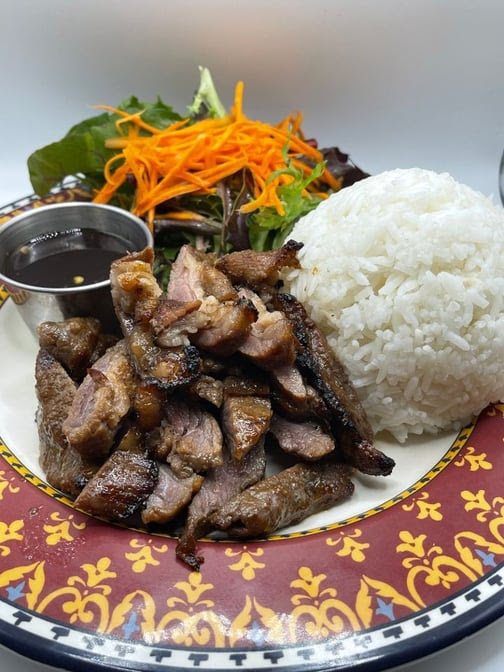 The Chomp Comfort Thai Plate by null