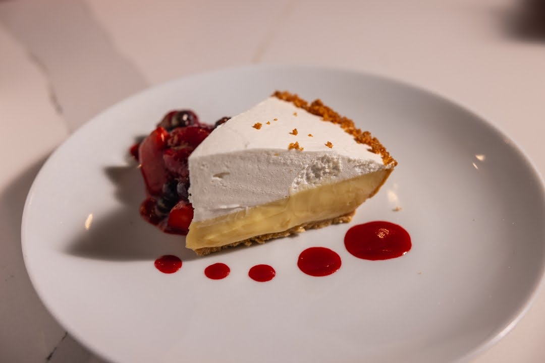 PARK AVE KITCHEN BY DAVID BURKE by null