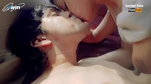 Emraan hashmi kissing mrskinindia filmyfantasy jpg x Emraan hashmi kissing mrskinindia filmyfantasy