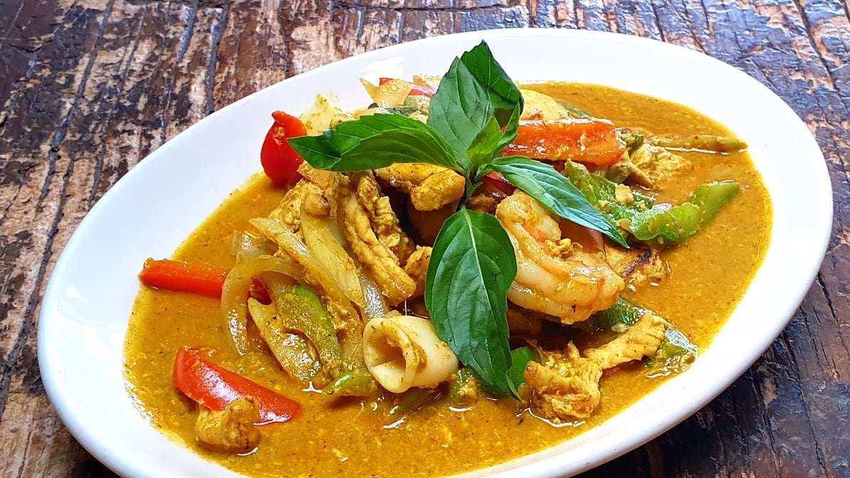 Jamjuree Thai Cuisine by null