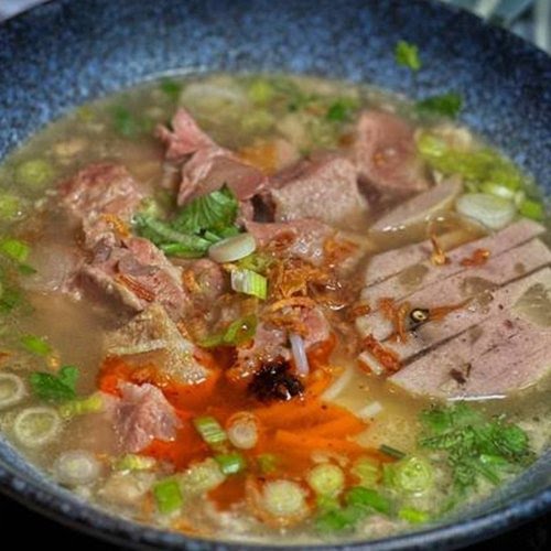 Cloud Vietnamese Restaurant by null