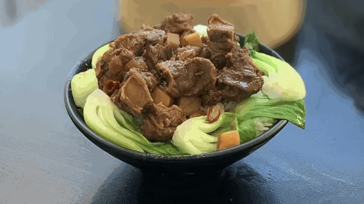 Dumpling Specialist by null