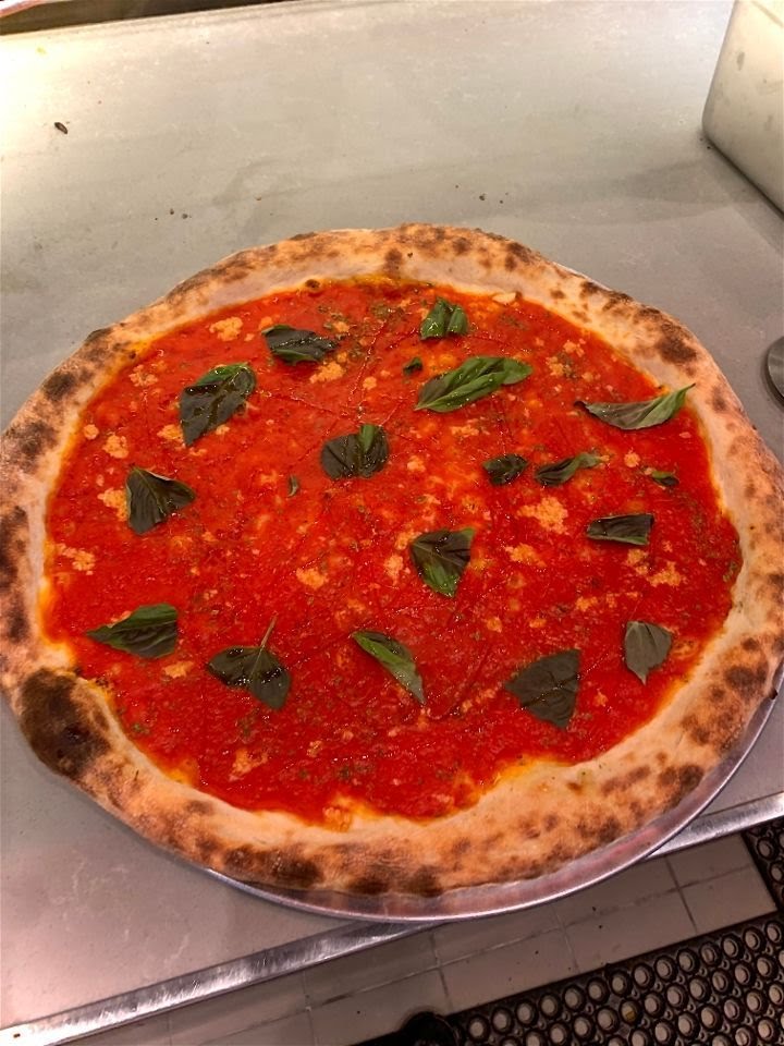 Norm's Pizza by null