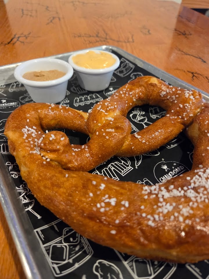 Settle Down Easy - Oakton Tasting Room by null