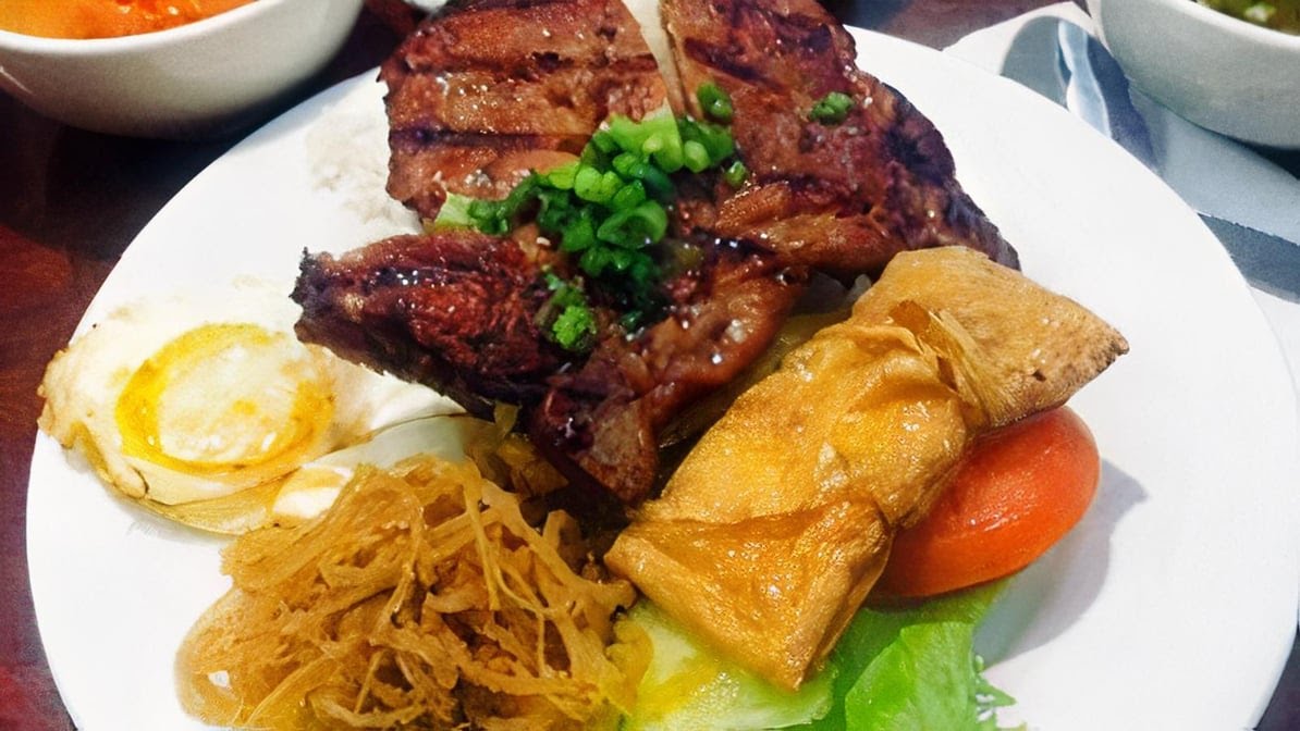 Little Saigon Express by null