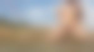 年轻的裸体|年轻女子，裸体，从正面看，手放在脸上]，1860年代。