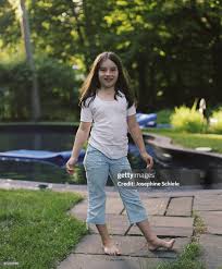 Preteen|Portrait Cheerful Preteen Girl Enjoying Sun-bath写真素材54150454 | Shutterstock