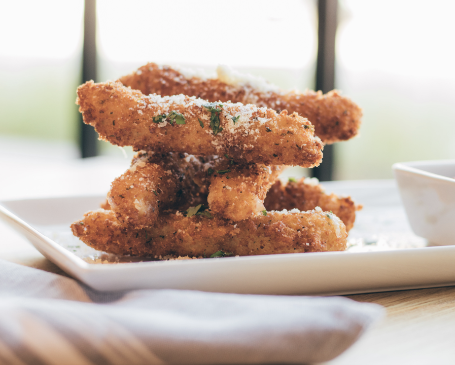 Howell's Kitchen and Bar by null