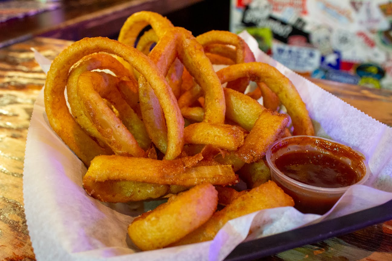 Toons Bar & Grill by null