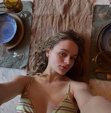Ghows cecc a e ad ca jpg x Joey king