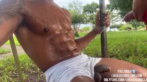 Jogador fez live sem cueca e barbarizou prive gays vídeos porno amador downloads jpg x Sem cueca