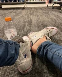I love it when she does shoejob in converse ❤️‍🔥😈 jpg x Converse fetish