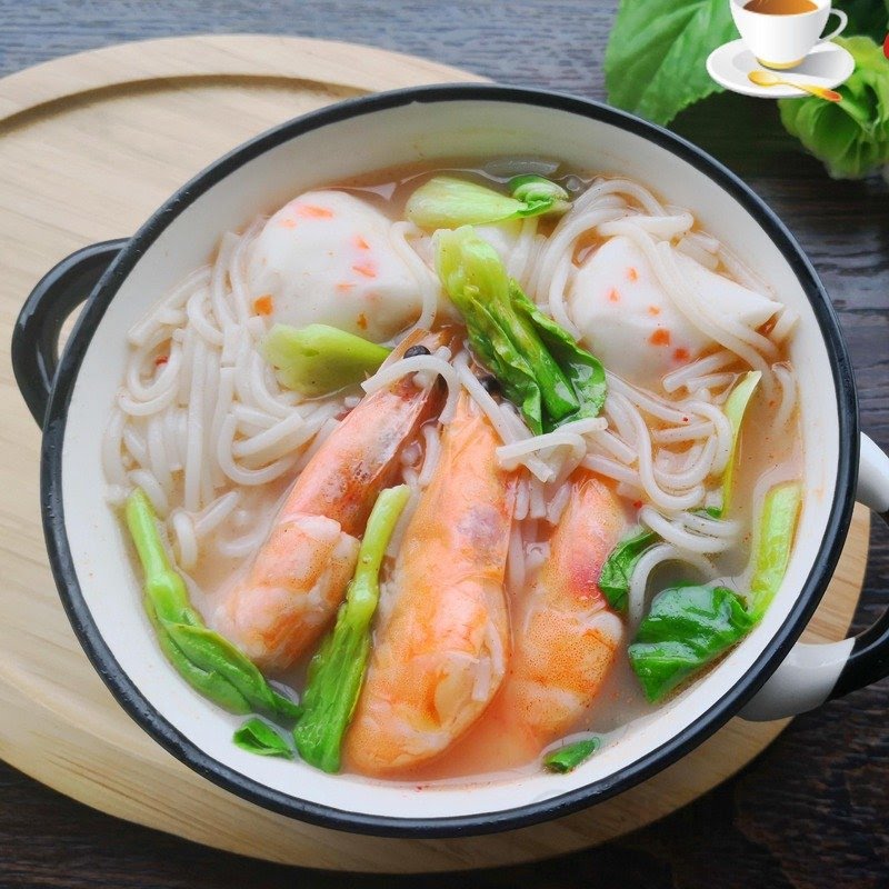 Ten Seconds Yunnan Rice Noodle (十秒到云南过桥米线） by null