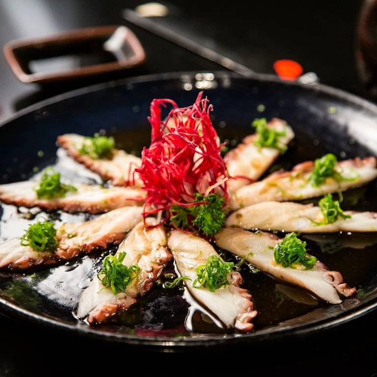 Toro Sushi by null