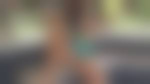  на людях безтрусиков|Без трусов на улице