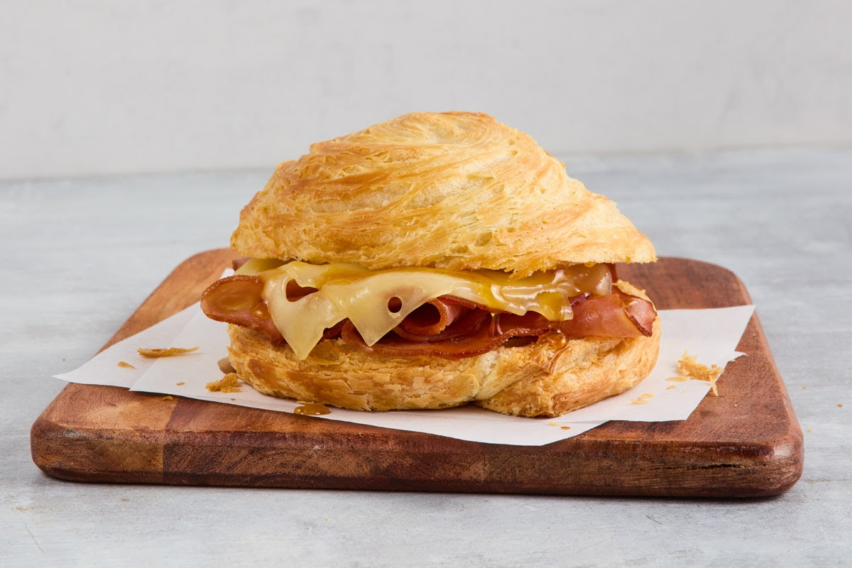 Corner Bakery by null