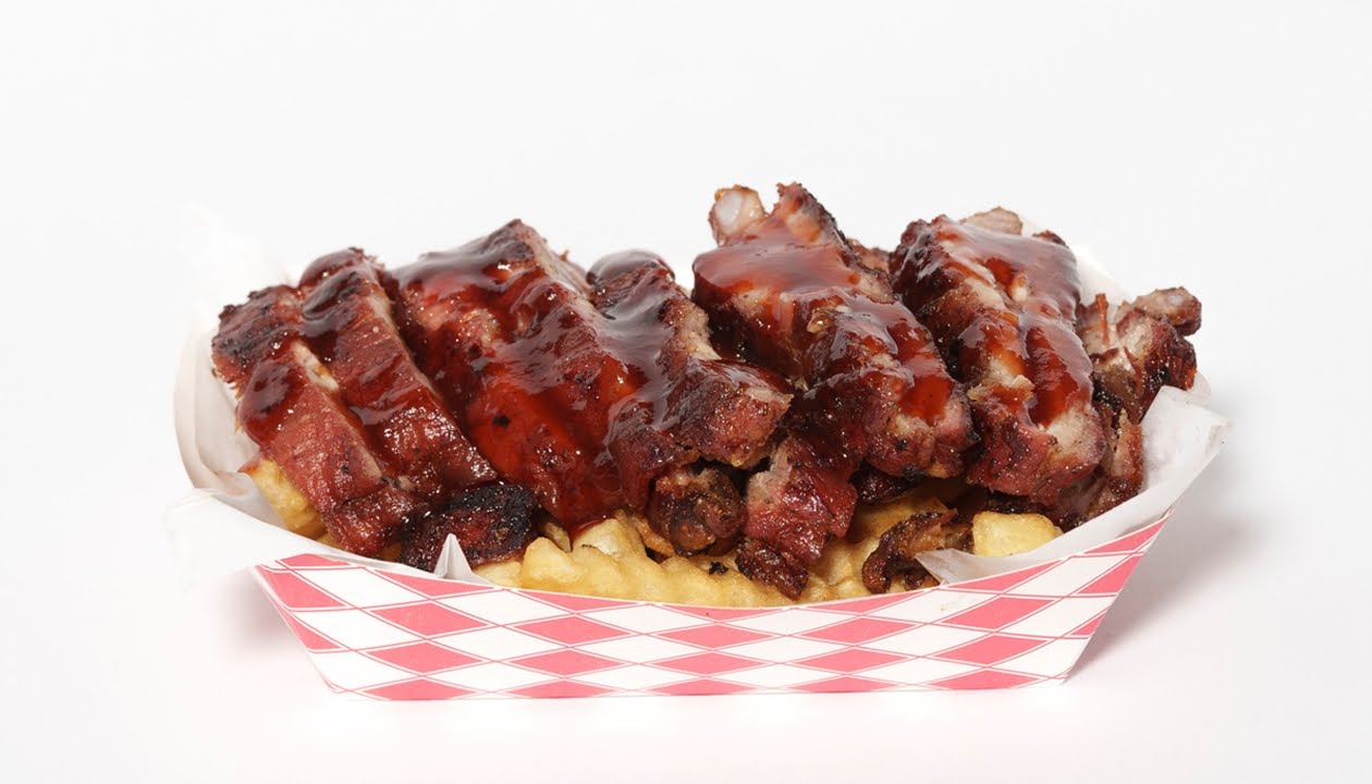 Wilma's Famous BBQ & Tavern by null