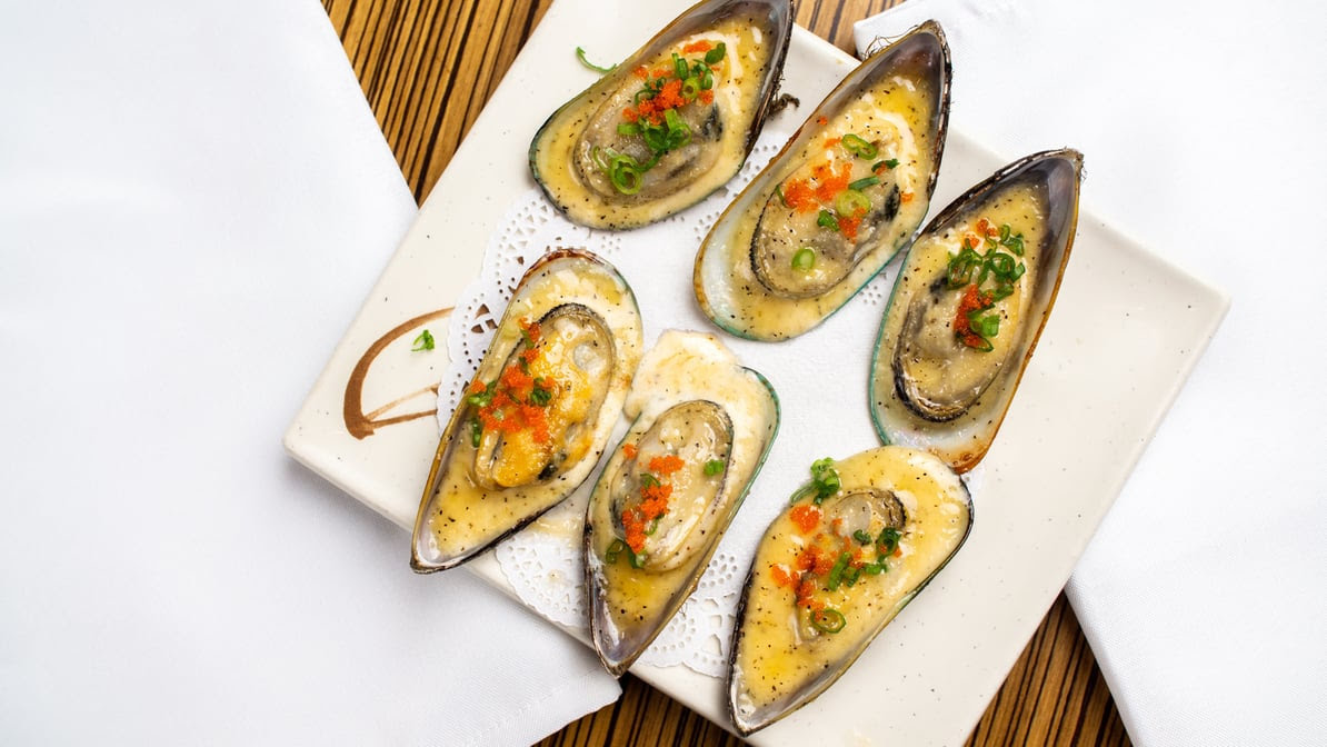 Kaizen Fusion Roll & Sushi by null