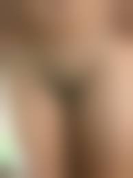 brown girls18.com nude porn |Diana spreading nude outdoors by Fame Girls