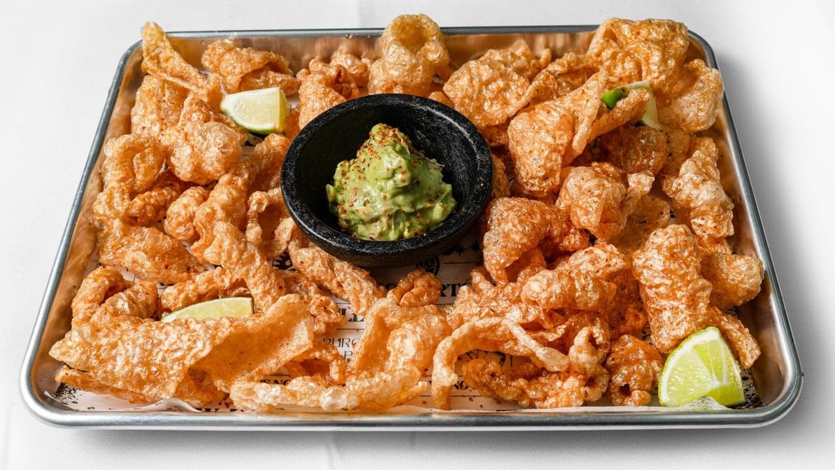 Más Chingón Cantina by null