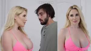 Brazzers i assfucked friend hot mom savannah bond at fapnado jpg x Savannah bond mom