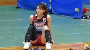 女子バレー　ハプニング|お尻当てるハプニング！混合バレーボールの面白いプレー | TikTok