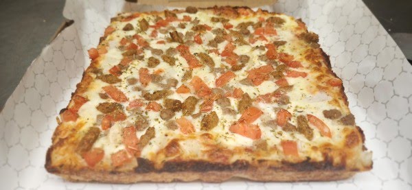 Hippie's Pizza by null