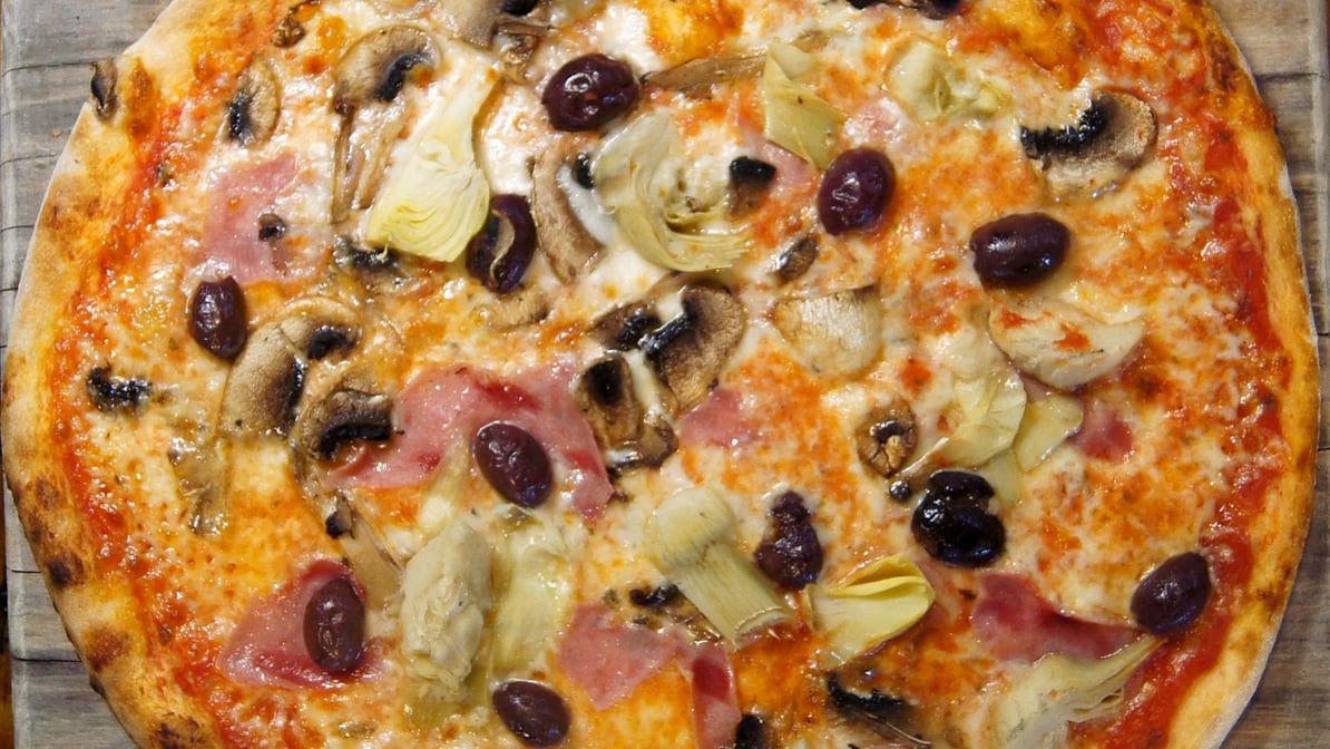 La Pizza 1789 by null