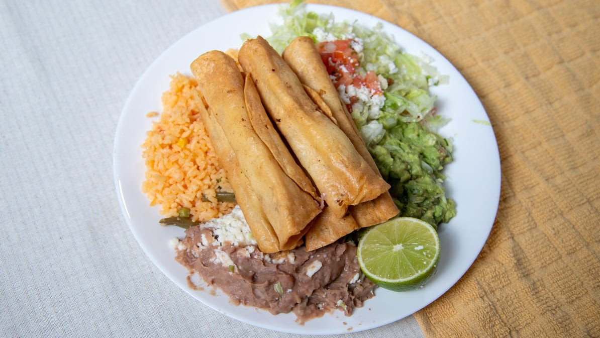 Maria's Kitchen & Bar by null