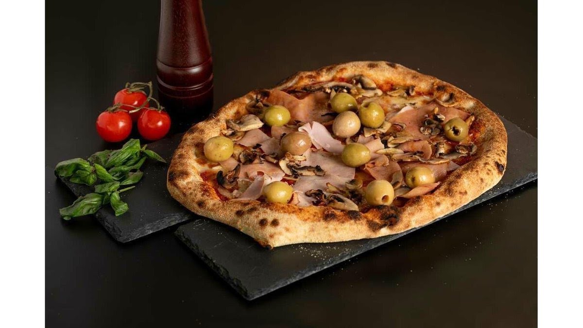 Pizza Mia