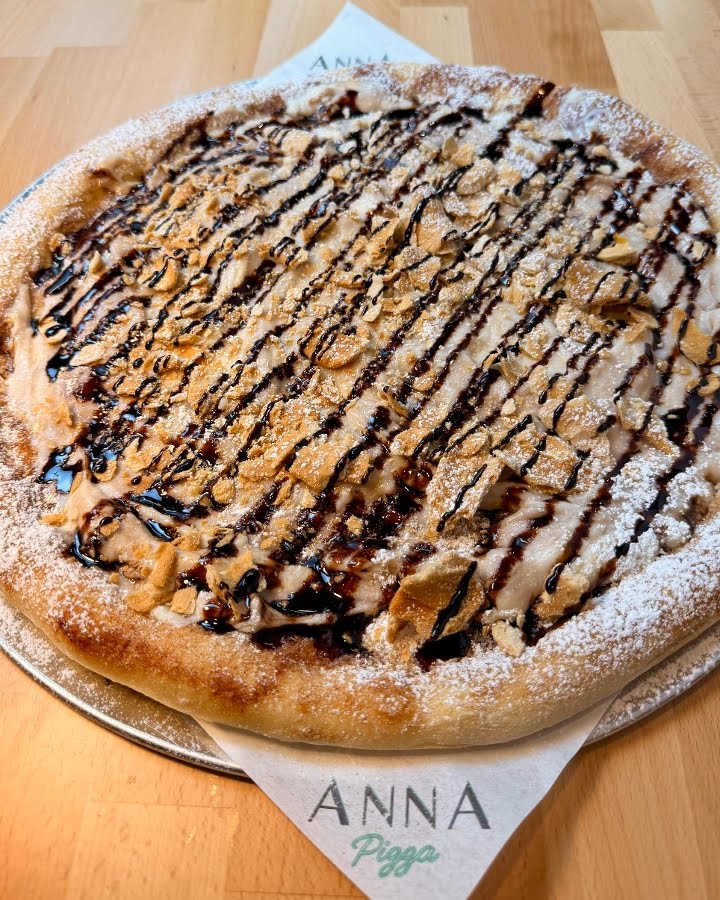 Anna Pizza by null