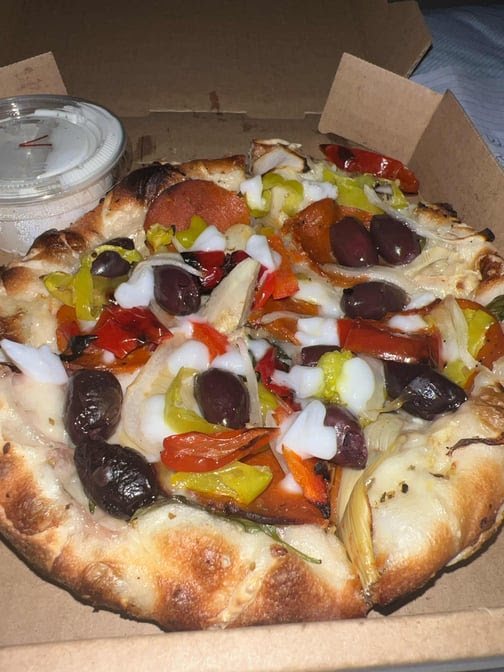 Gianni's Pizza by null