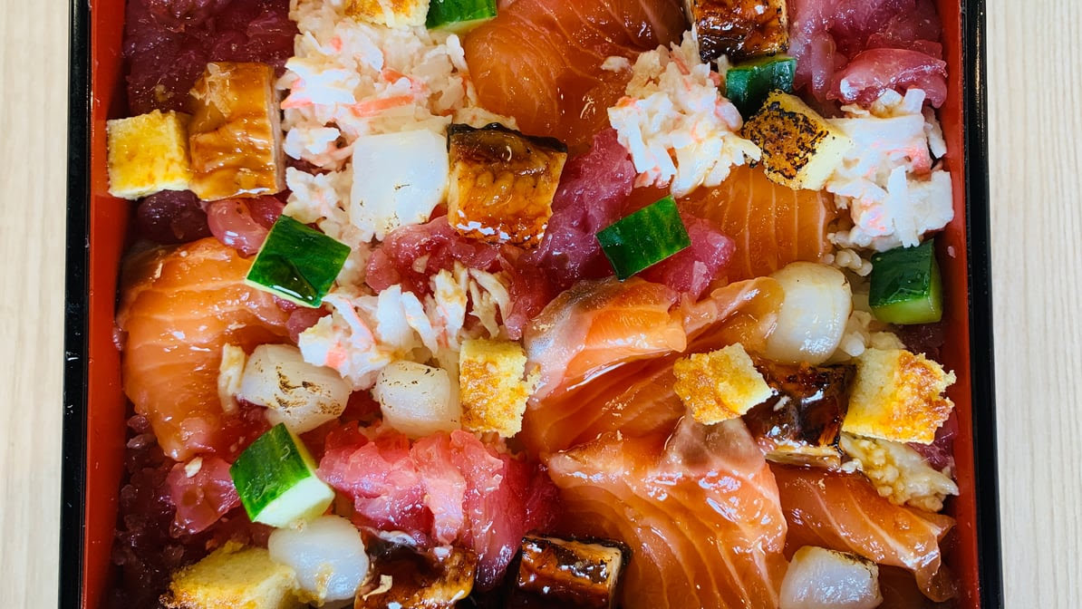 CHICAGO SUSHI by null