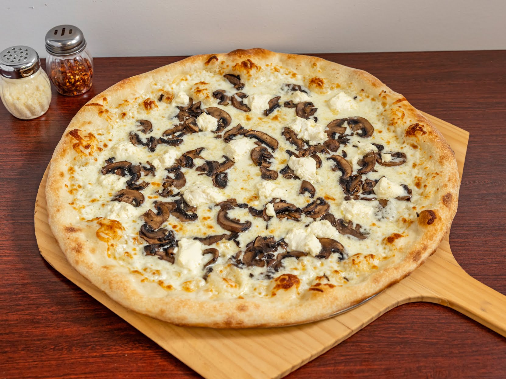 Caliano Pizza by null