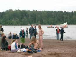 cfnm nude beach|Wikimedia Commons