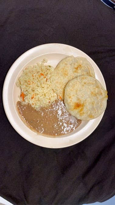 Pupuseria El Carbonero by null